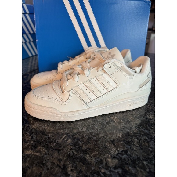 Adidas Forum Low CL White Gray Men's IH7828 NEW US Size 7.5 Sneakers Shoes